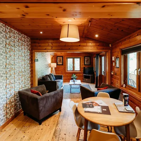 Feriehus Karma Great Ayton With Hot Tub And On Site Bistro Great Ayton